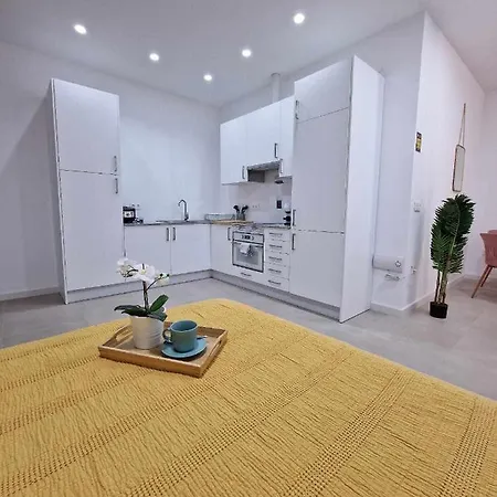 Moderno 3 En Calle Marmoles Apartment Málaga